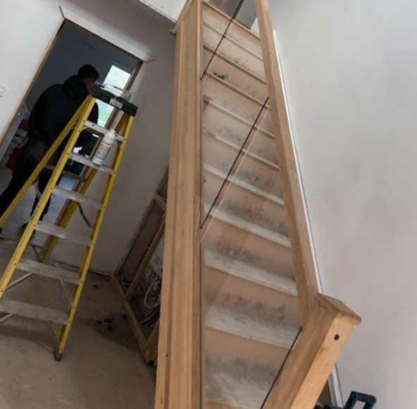 Oak & Glass Staircase